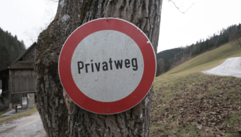 Hausfriedensbruch in der Schweiz einfach erklärt